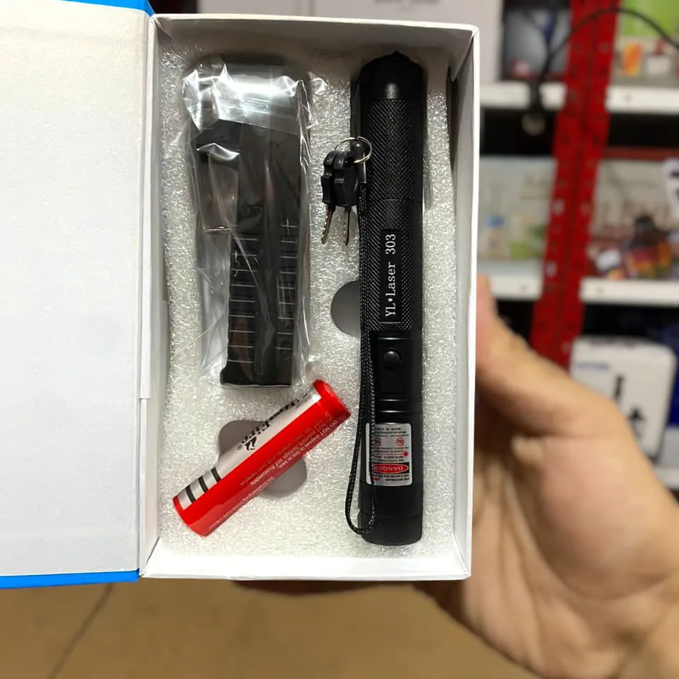 Green Laser Pointer YL-LASER 303