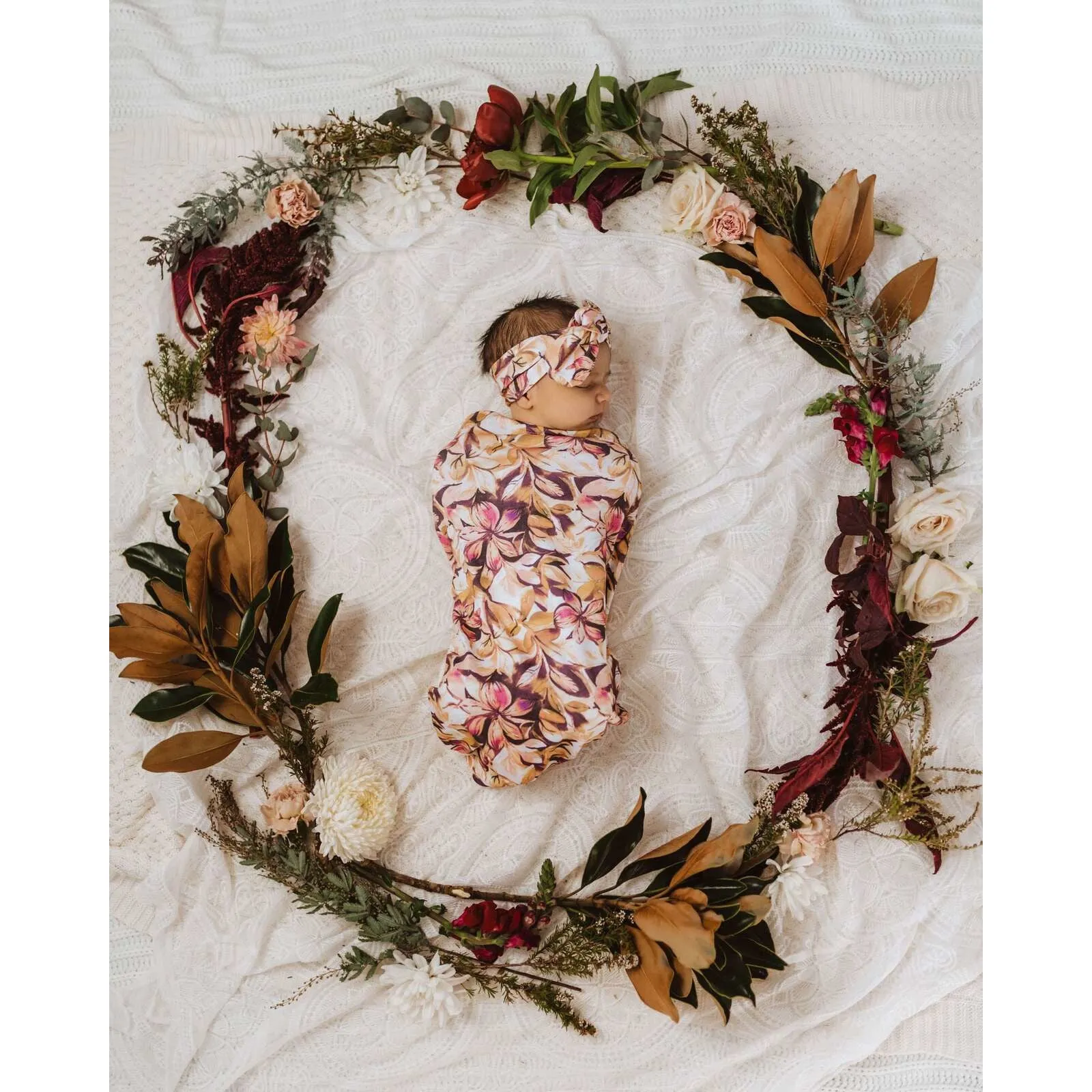 Snuggle Hunny Swaddle Sack & Top Knot Set