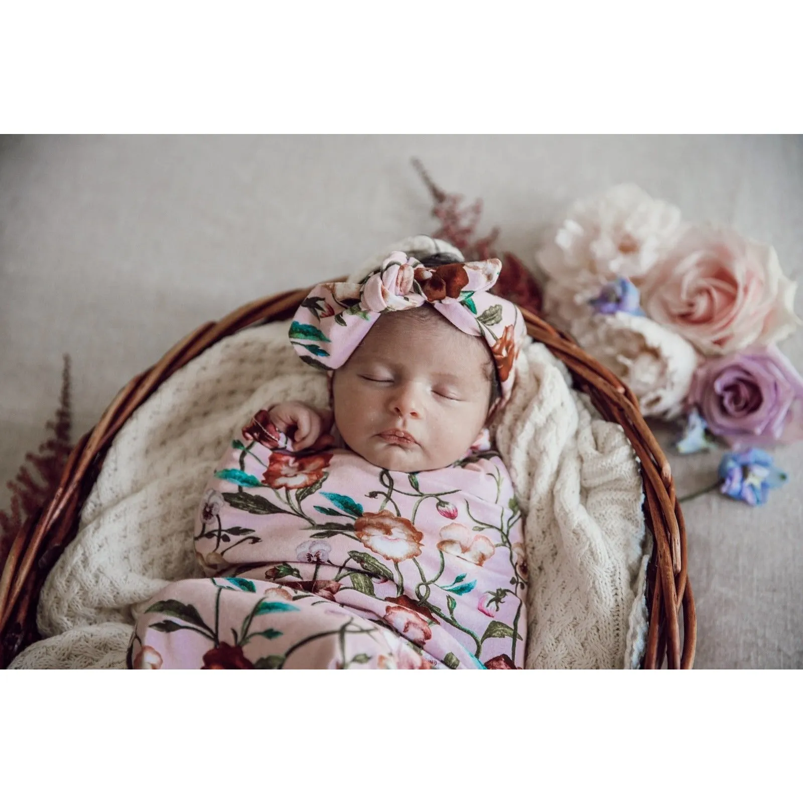 Snuggle Hunny Swaddle Sack & Top Knot Set