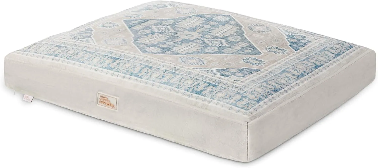 TOWN & COUNTRY EVERYDAY CuddleTown Medallion Everwash Pillow Pet Bed, Water Repellent Floor Pillow, Machine Washable Cover, Soft & Calming, Blue/Greige, Medium 36"x28"x4"